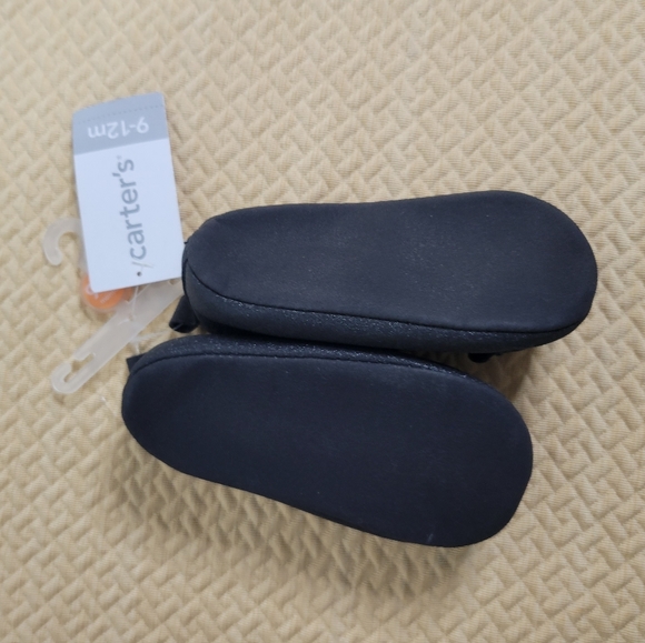 Nwt Carters black slip on shoes with bow - Picture 2 of 2